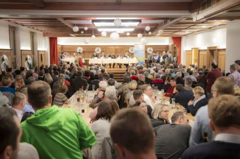 Präsentation der Bürgermeisterkandidaten Gemeinde Altfraunhofen - BDS Kleines Vilstal © Foto peppUP.de