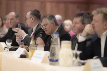 Präsentation der Bürgermeisterkandidaten Gemeinde Altfraunhofen - BDS Kleines Vilstal © Foto peppUP.de