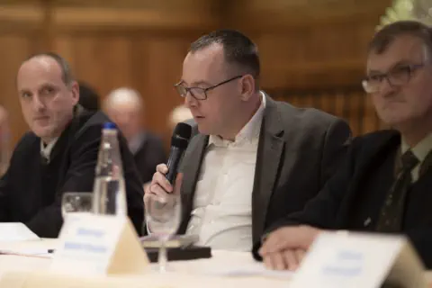 Präsentation der Bürgermeisterkandidaten Gemeinde Altfraunhofen - BDS Kleines Vilstal © Foto peppUP.de